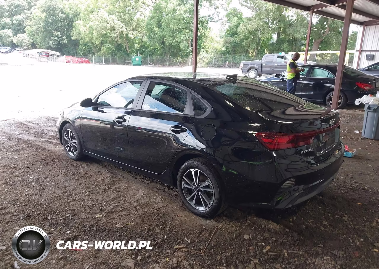 2024 Kia Forte Lxs VIN:3KPF24AD0RE753948 - 3
