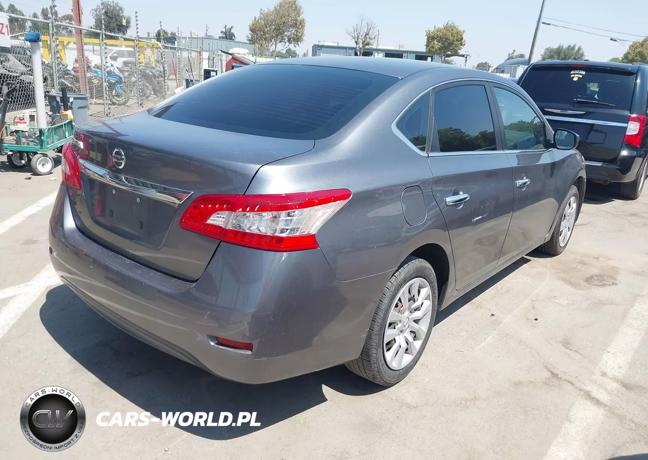2015 Nissan Sentra S VIN:3N1AB7AP7FY220191 - 4