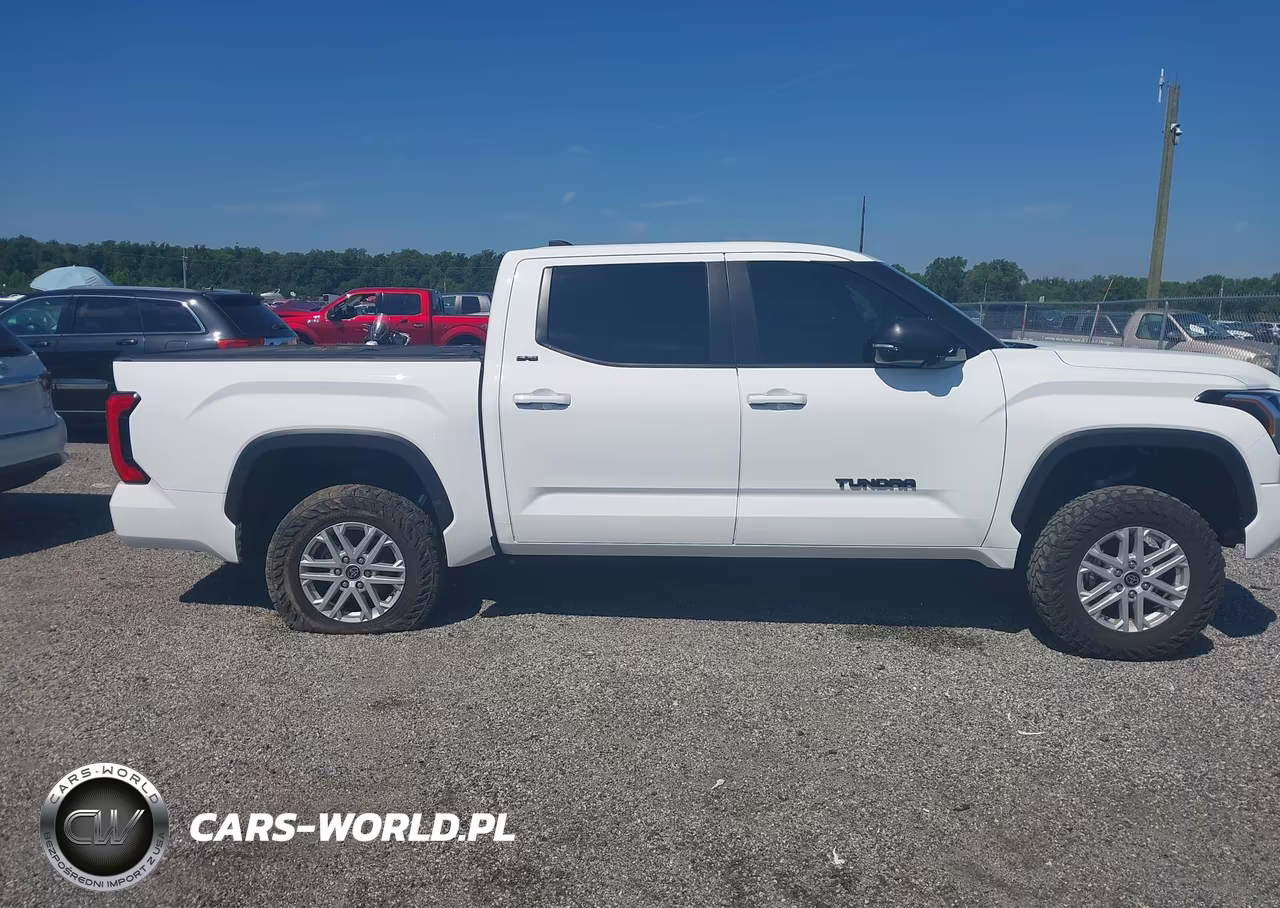 2024 Toyota Tundra Sr5 VIN:5TFLA5DB0RX179650 - 13