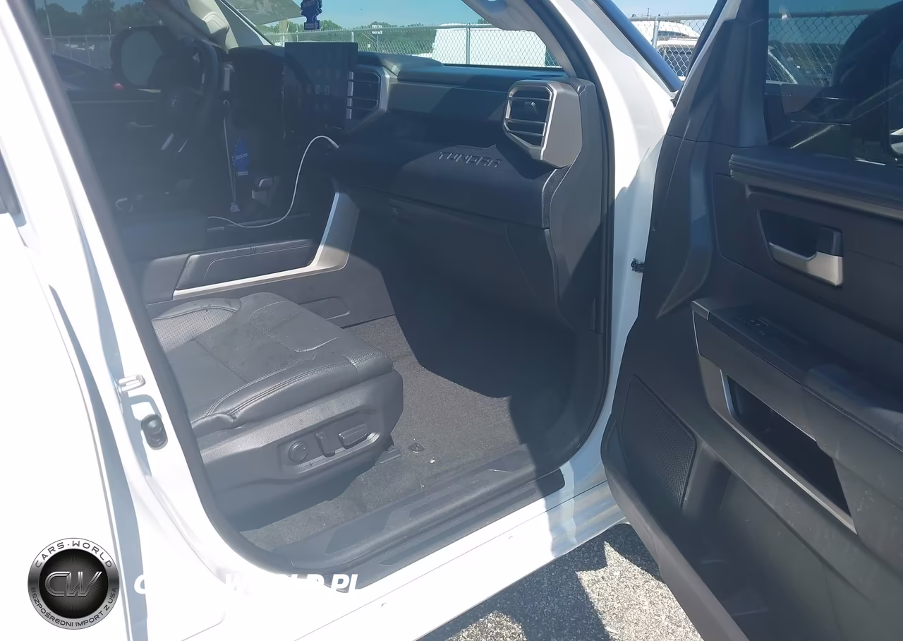 2024 Toyota Tundra Sr5 VIN:5TFLA5DB0RX179650 - 5