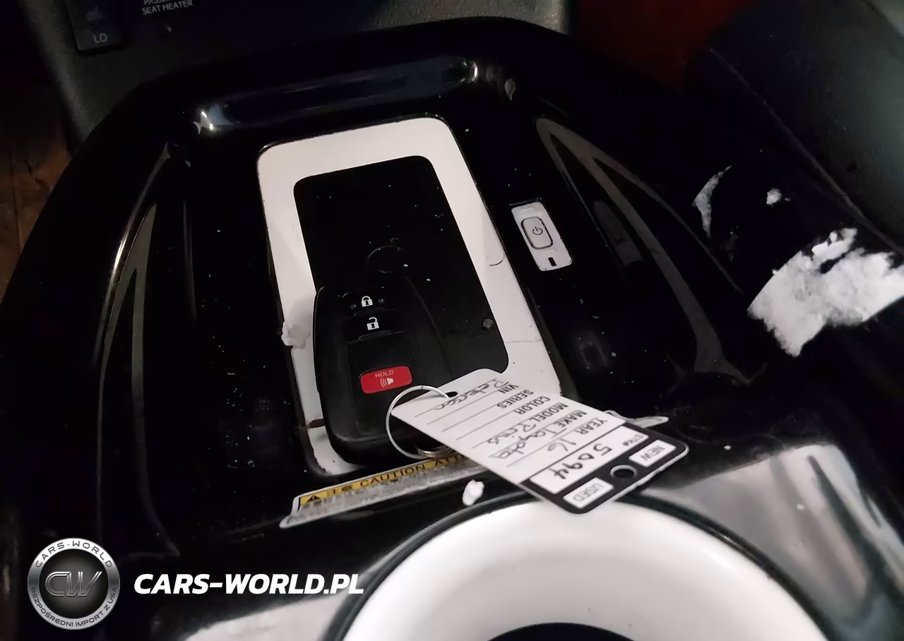 2016 Toyota Prius Four Touring VIN:JTDKARFU0G3021766 - 11