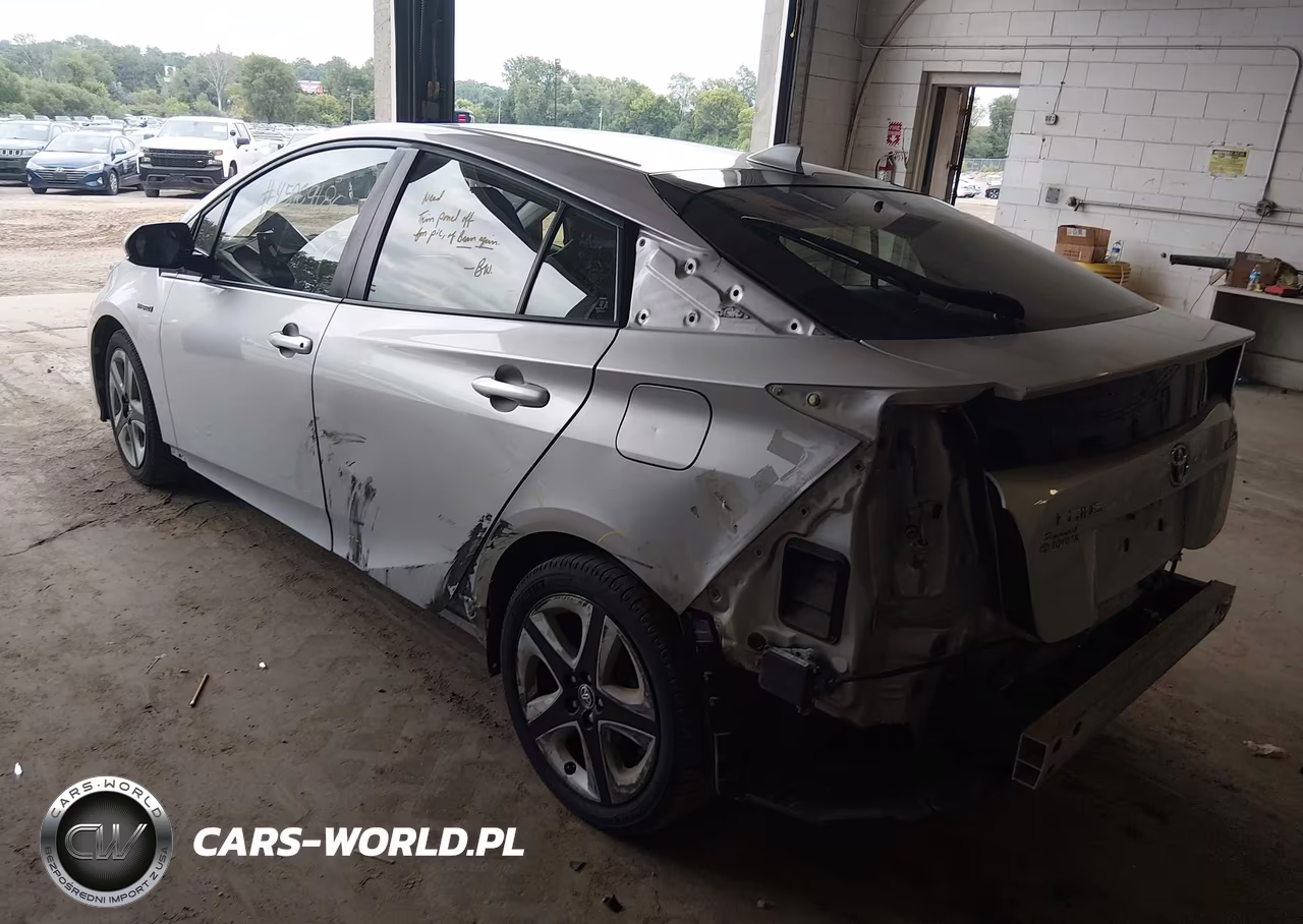 2016 Toyota Prius Four Touring VIN:JTDKARFU0G3021766 - 3