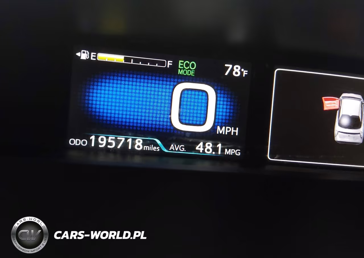 2016 Toyota Prius Four Touring VIN:JTDKARFU0G3021766 - 7