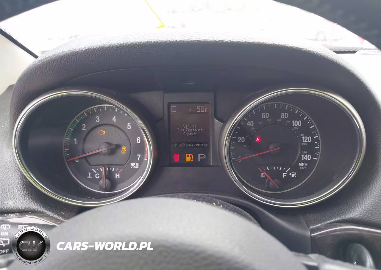 2012 Jeep Grand Cherokee Laredo VIN:1C4RJFAT7CC228774 - 7