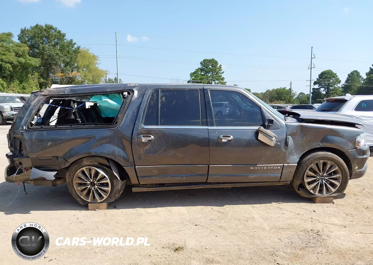 2016 Lincoln Navigator L Select VIN:5LMJJ3HT4GEL04102 - 13