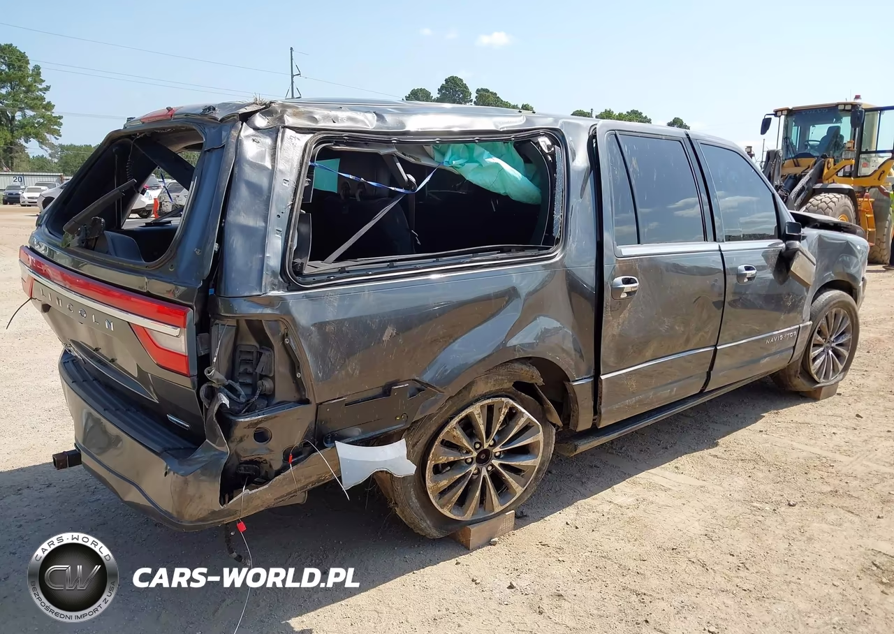 2016 Lincoln Navigator L Select VIN:5LMJJ3HT4GEL04102 - 4