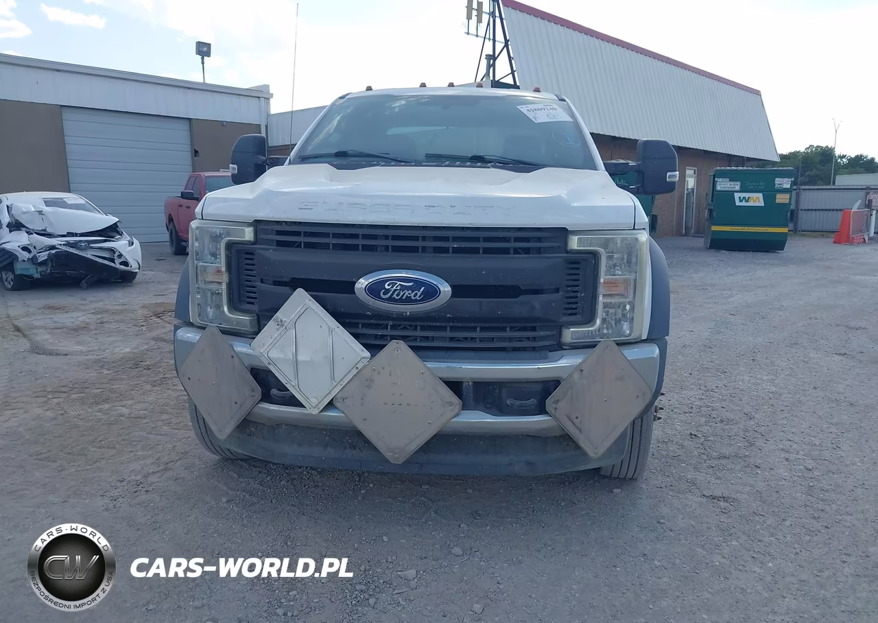 2017 Ford F-550 Chassis Xl VIN:1FD0X5HTXHEC64148 - 12