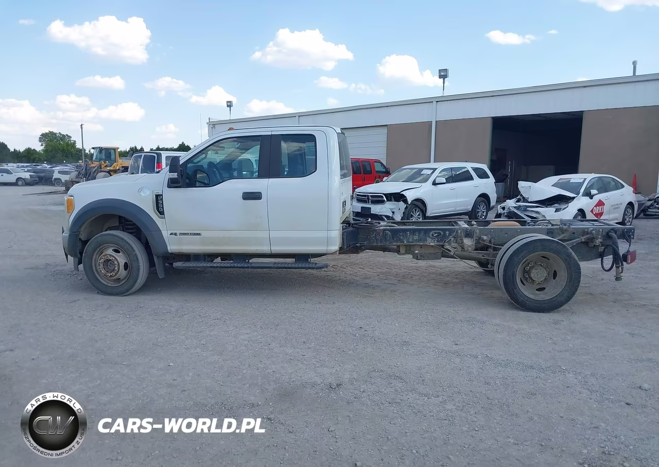 2017 Ford F-550 Chassis Xl VIN:1FD0X5HTXHEC64148 - 14