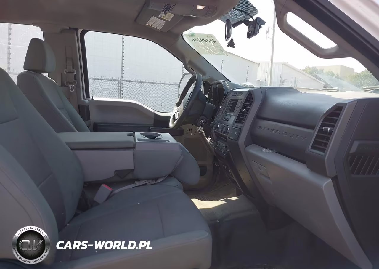 2017 Ford F-550 Chassis Xl VIN:1FD0X5HTXHEC64148 - 5