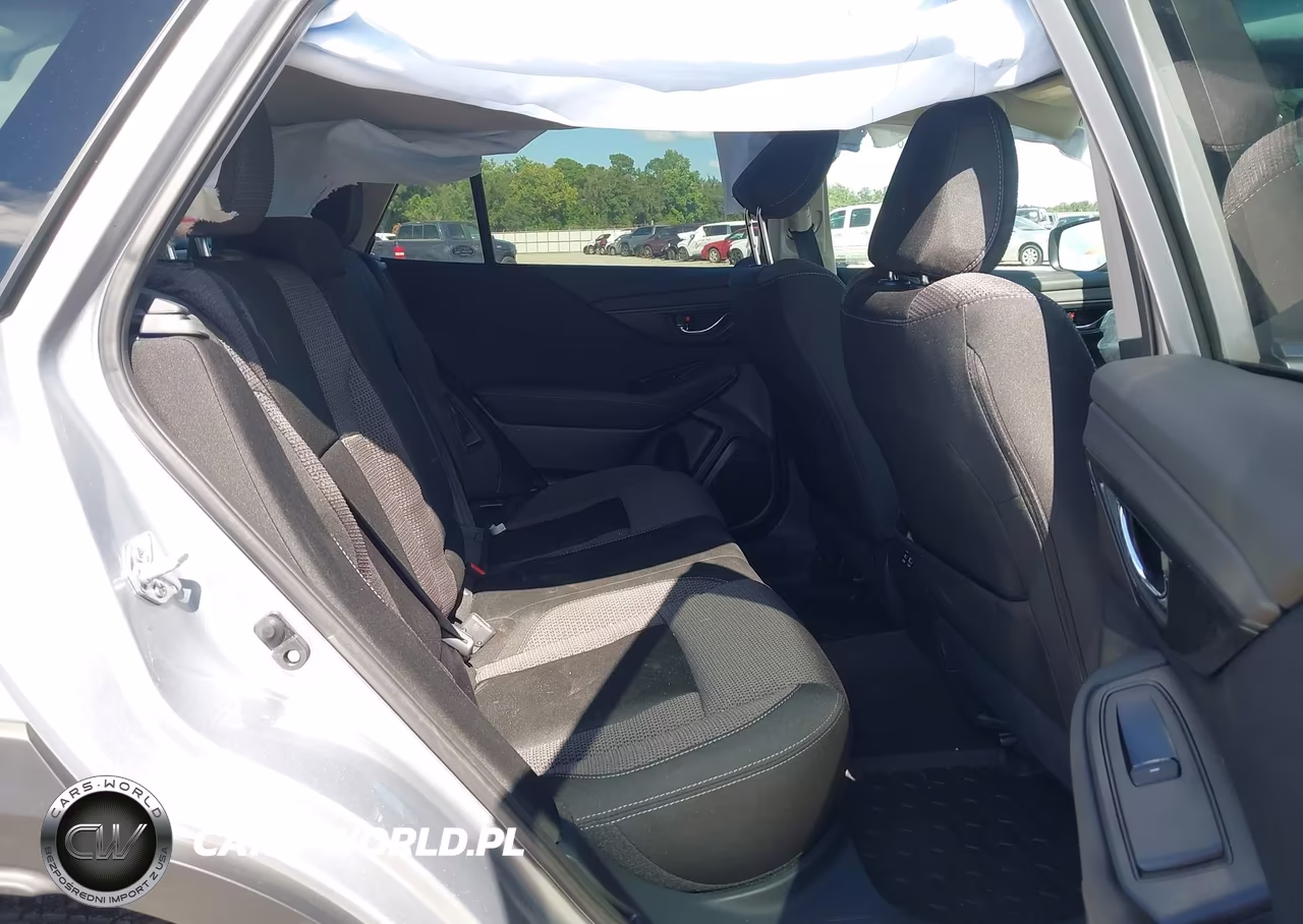 2025 Subaru Outback Premium VIN:4S4BTADCXS3258470 - 8