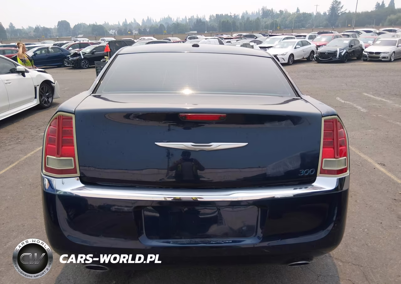 2012 Chrysler 300 Limited VIN:2C3CCACG6CH117959 - 17