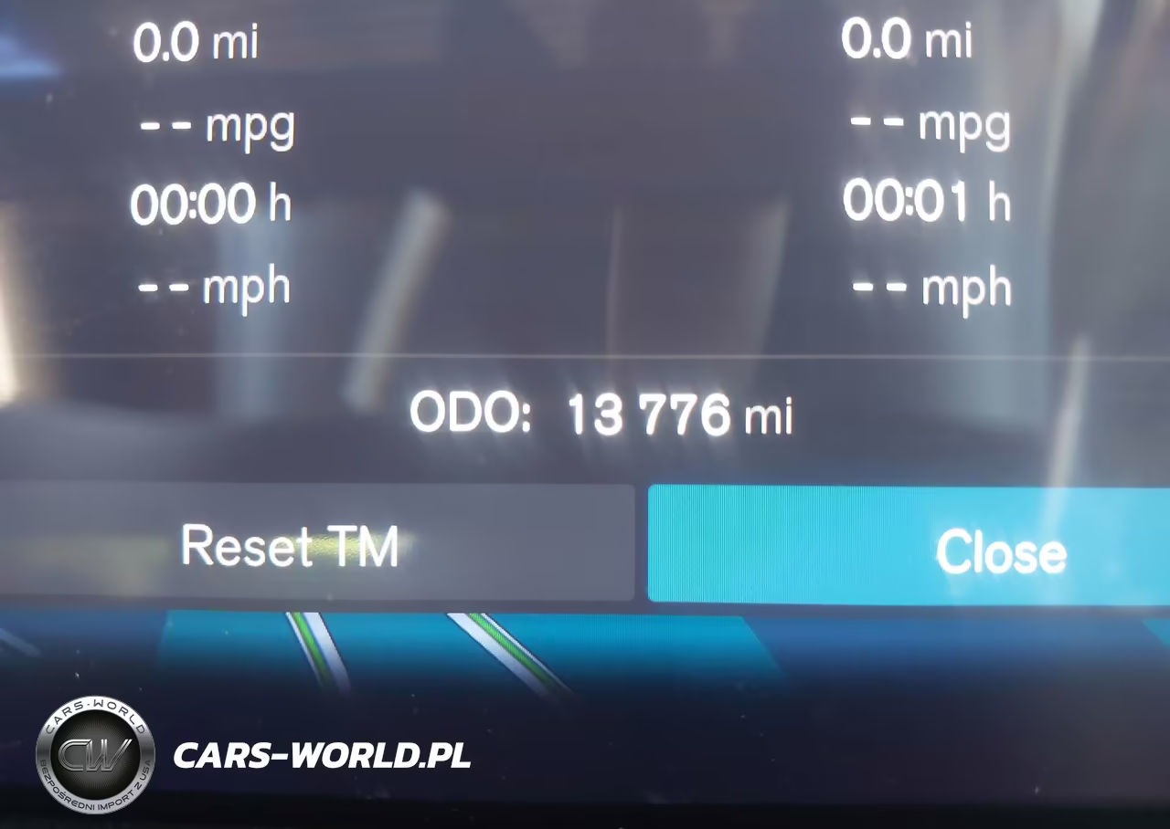 2025 Volvo Xc40 B5 Plus Dark Theme VIN:YV4L12UC0S2609331 - 16