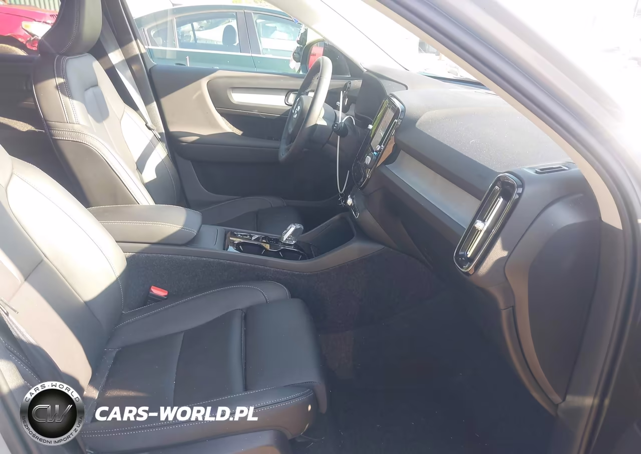 2025 Volvo Xc40 B5 Plus Dark Theme VIN:YV4L12UC0S2609331 - 5
