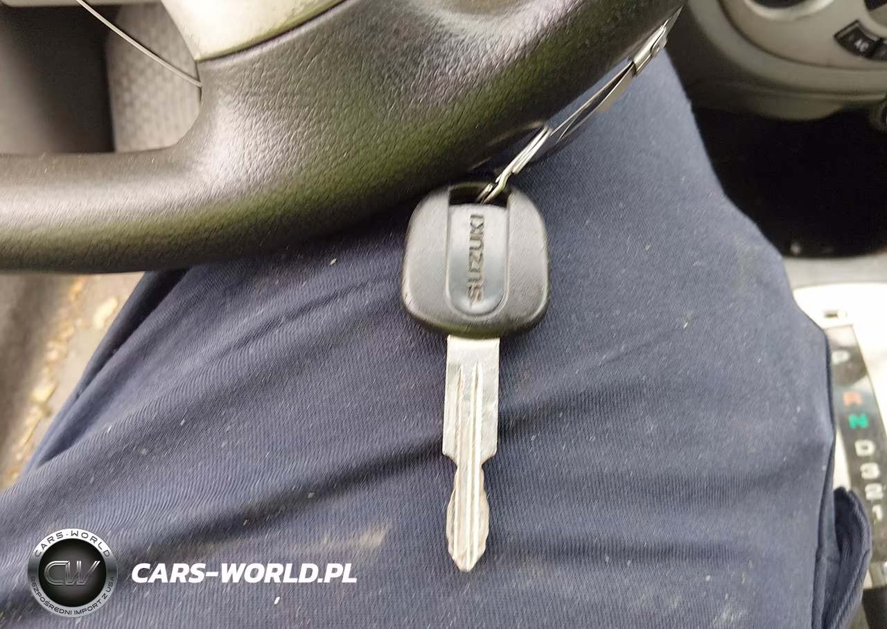 2008 Suzuki Forenza Convenience-Popular VIN:KL5JD56ZX8K847285 - 11