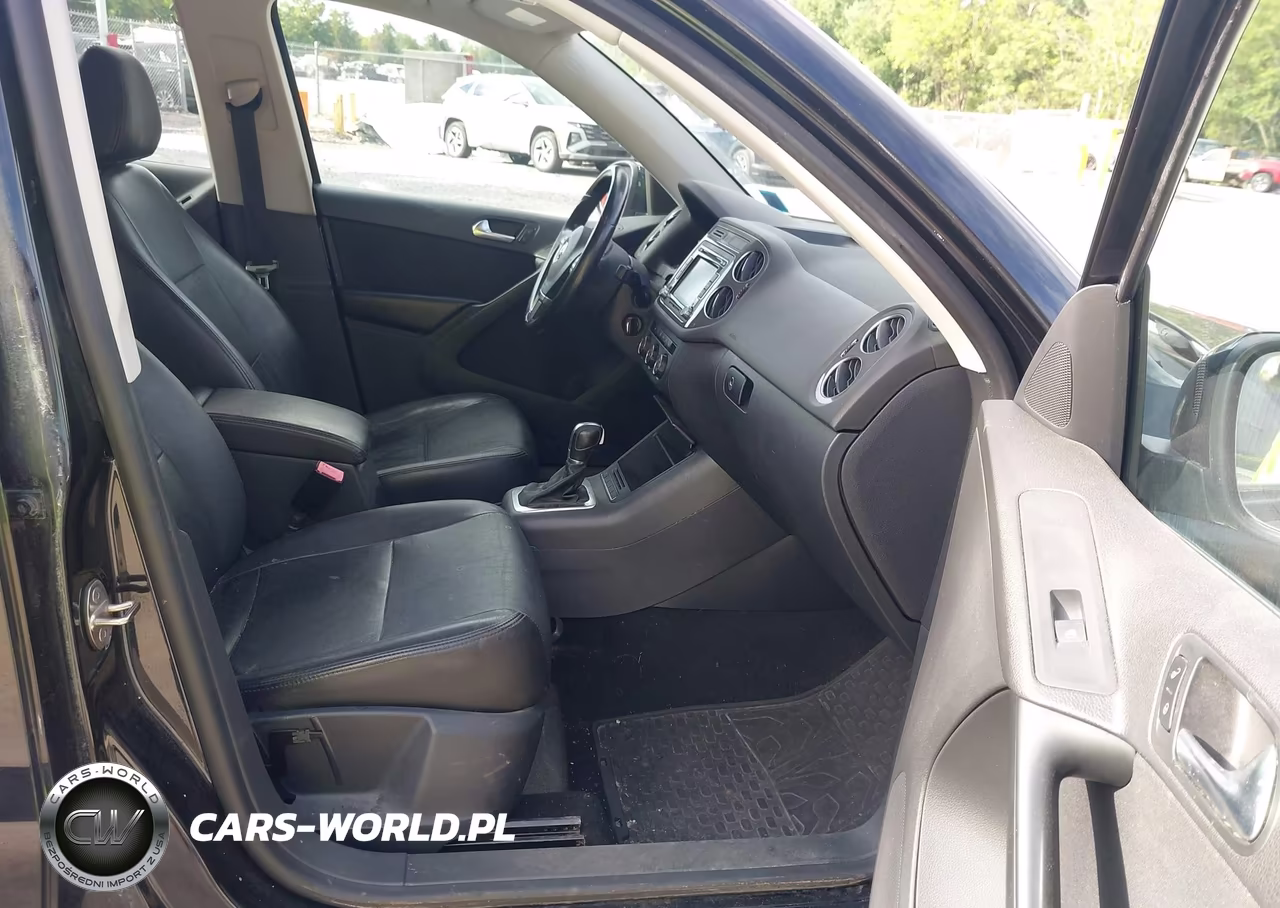 2015 Volkswagen Tiguan S VIN:WVGBV7AXXFW582396 - 5