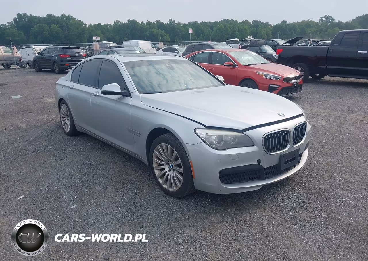 2013 BMW 750I xDrive