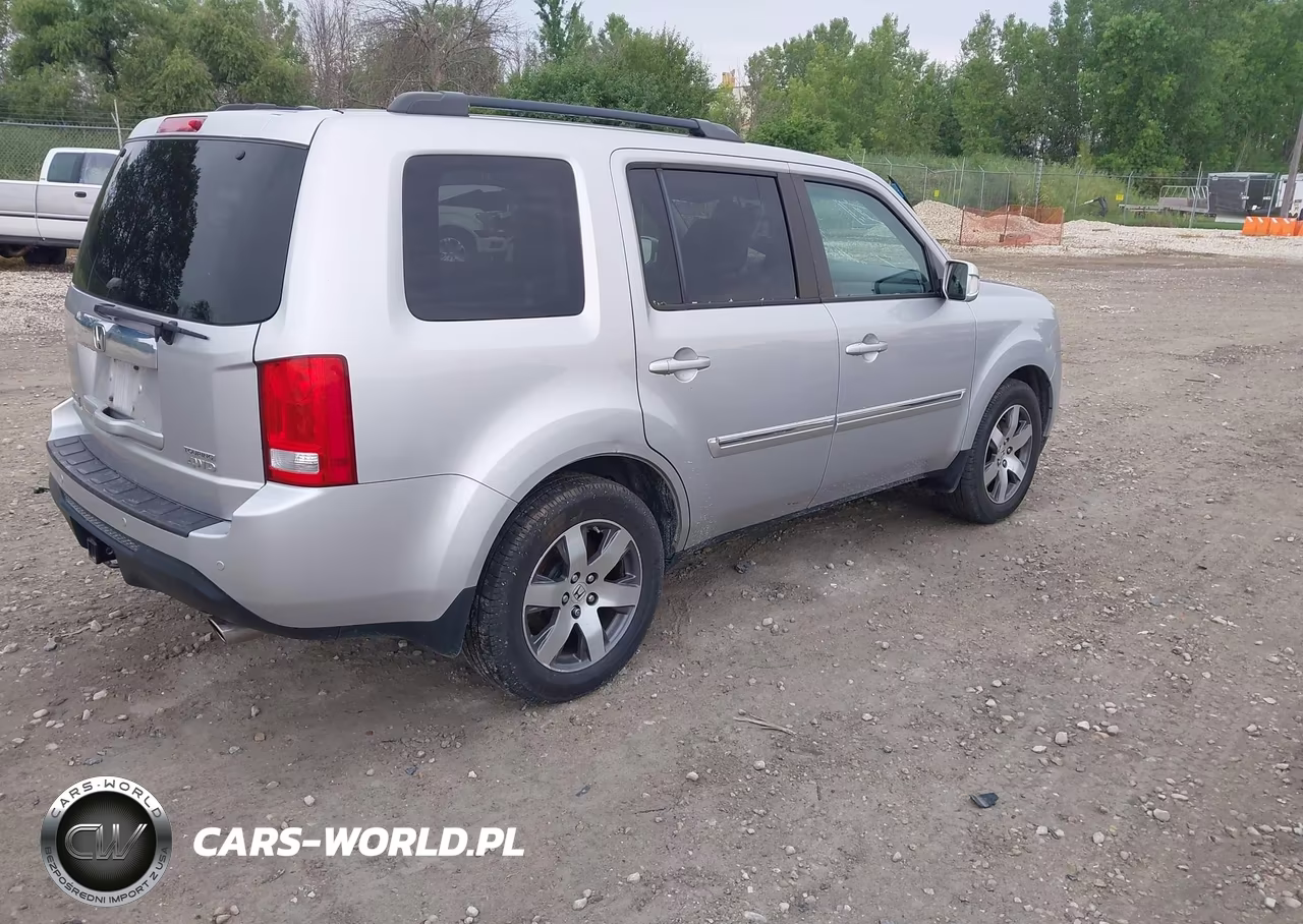 2015 Honda Pilot Touring VIN:5FNYF4H90FB016222 - 4