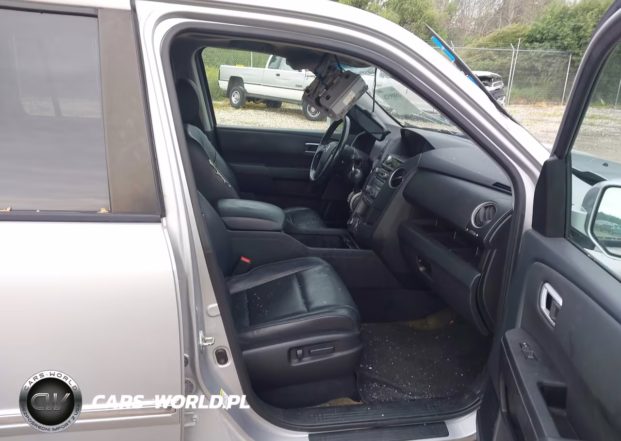 2015 Honda Pilot Touring VIN:5FNYF4H90FB016222 - 5
