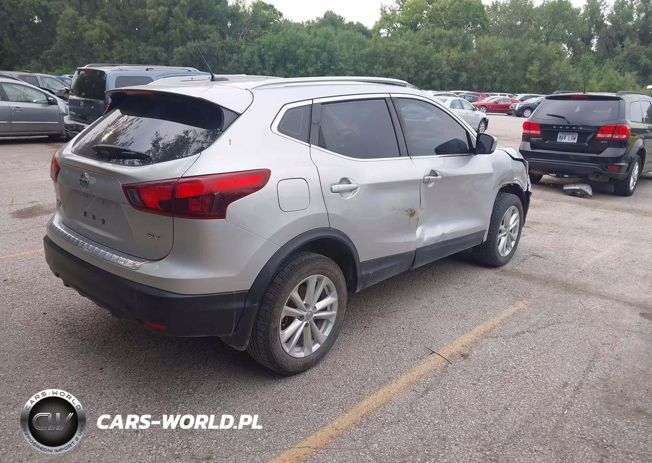 2018 Nissan Rogue Sport Sv VIN:JN1BJ1CP8JW193102 - 4