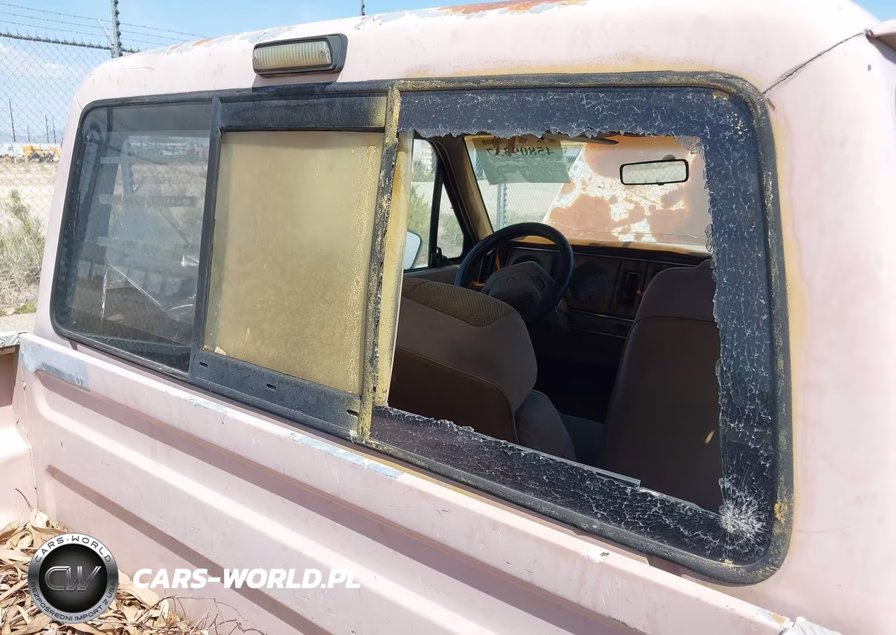 1987 Ford Ranger Super Cab VIN:1FTCR14T9HPB33615 - 6