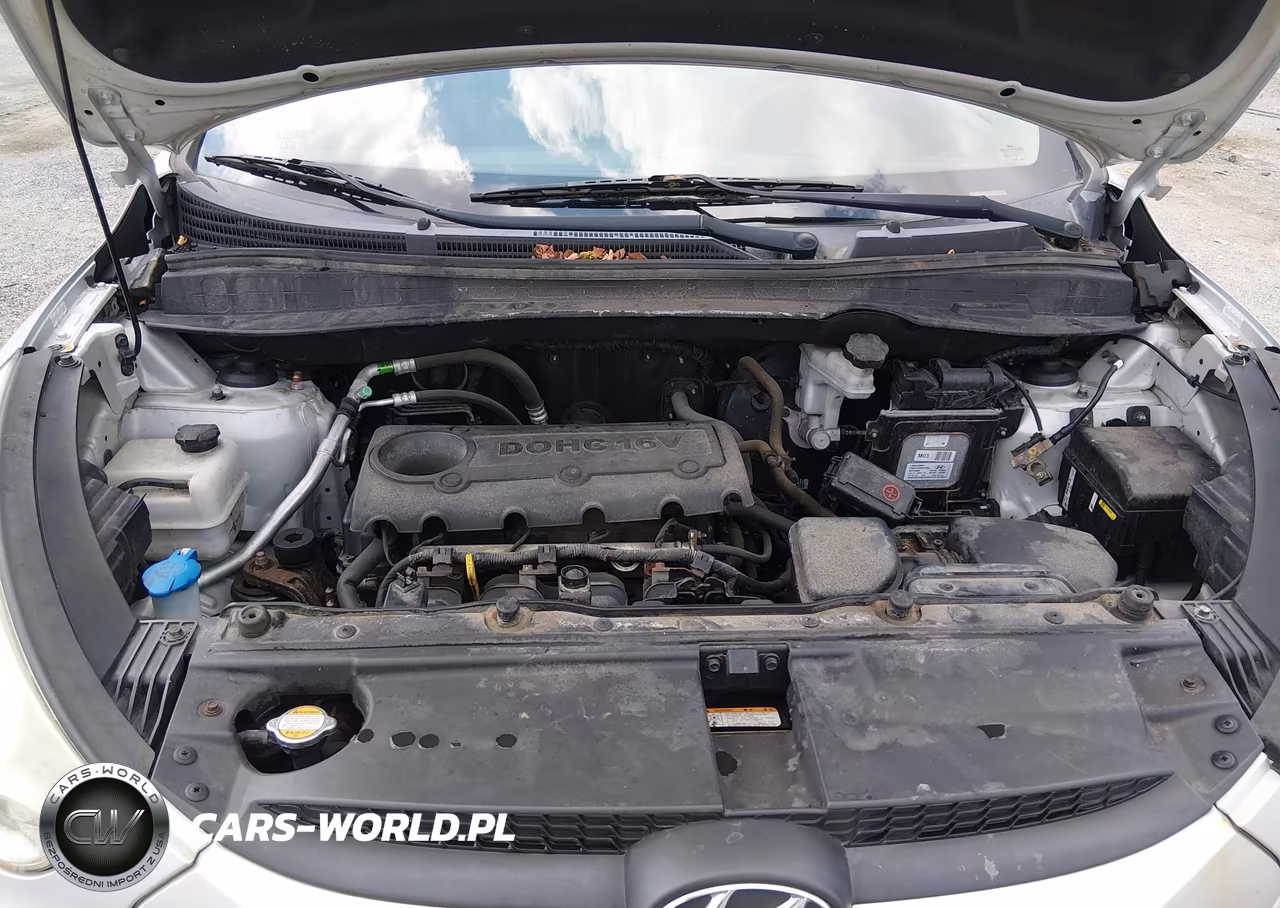2012 Hyundai Tucson Gls VIN:KM8JUCAC7CU379901 - 10