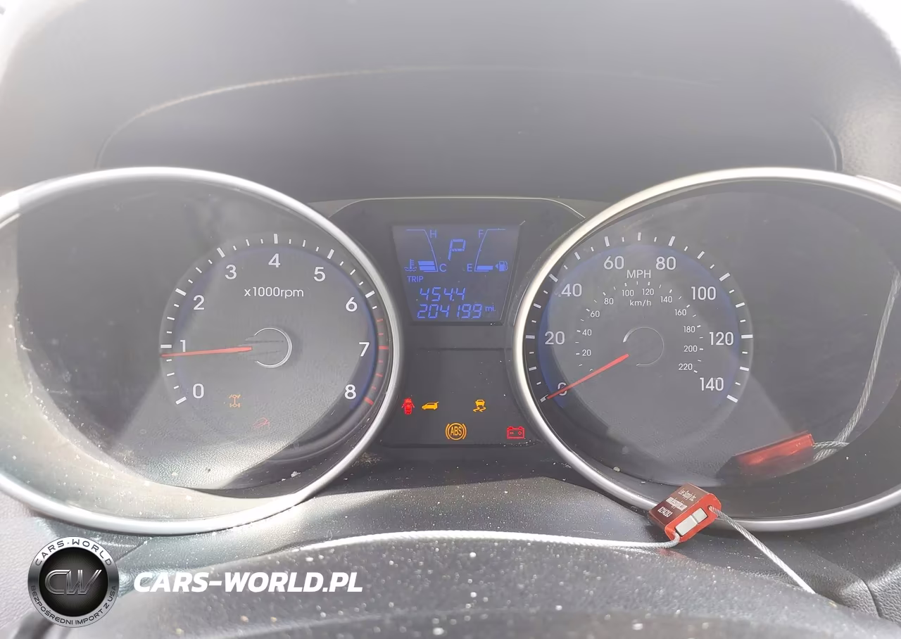 2012 Hyundai Tucson Gls VIN:KM8JUCAC7CU379901 - 7