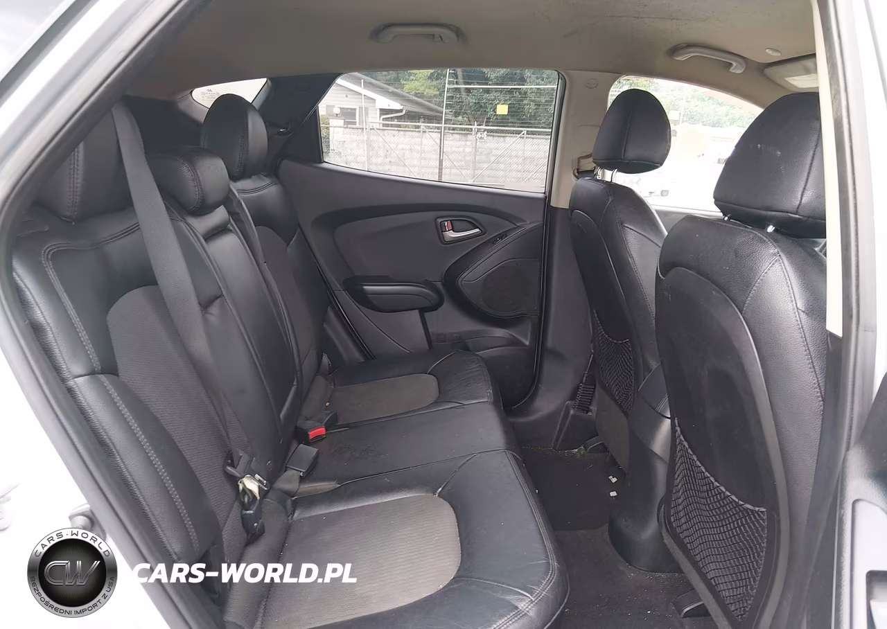 2012 Hyundai Tucson Gls VIN:KM8JUCAC7CU379901 - 8