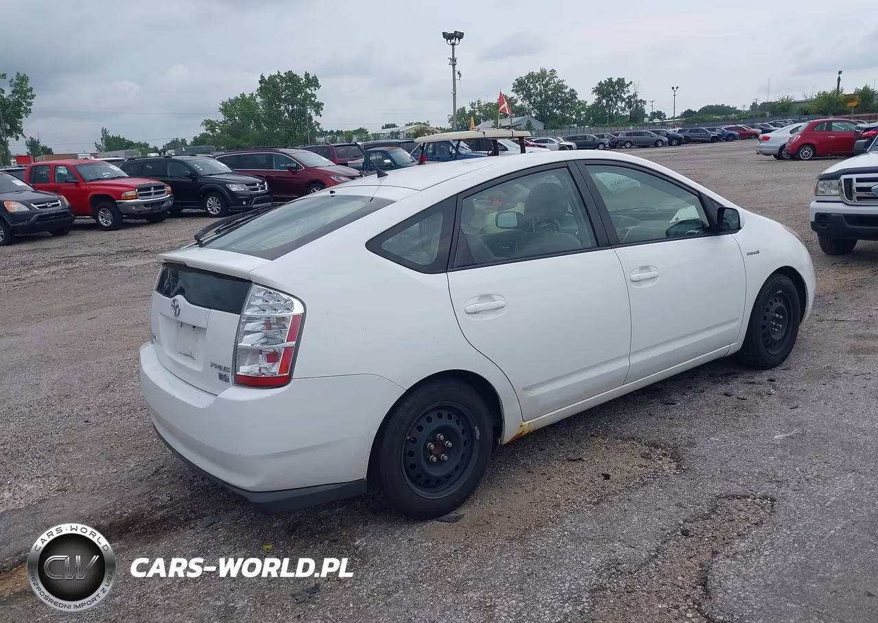 2007 Toyota Prius VIN:JTDKB20UX77622124 - 4
