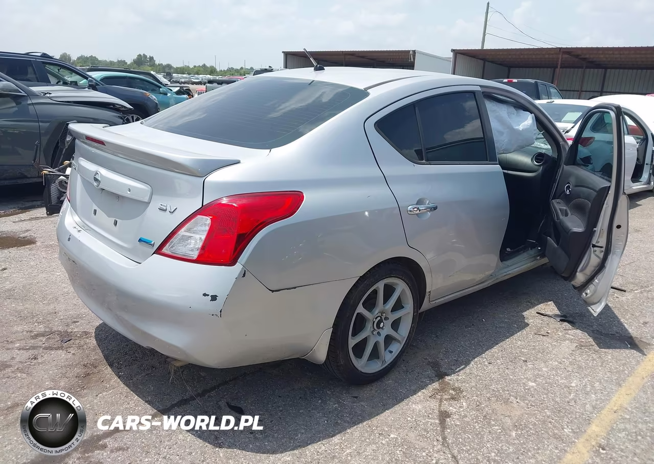 2015 Nissan Versa 1.6 Sv VIN:3N1CN7AP1FL823134 - 4