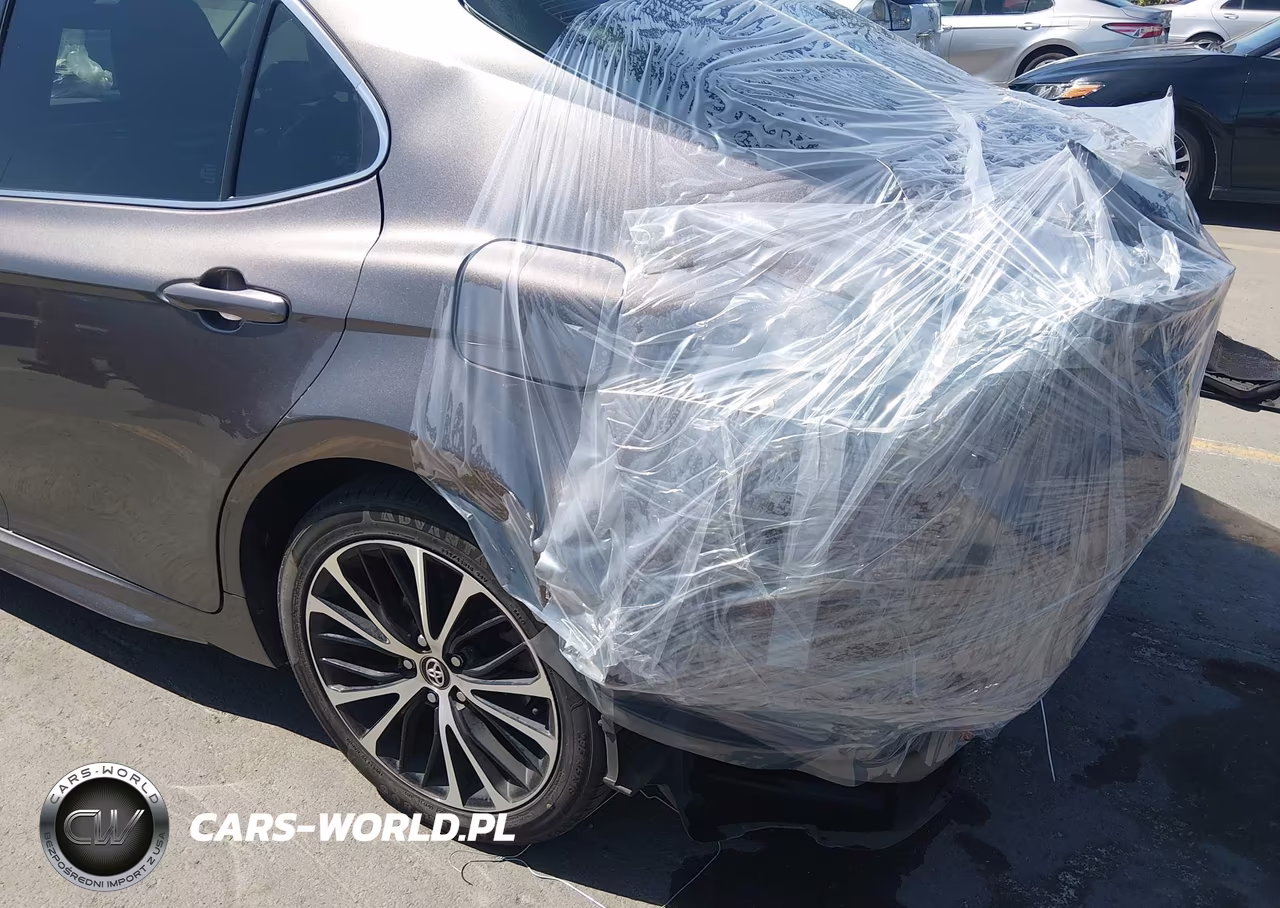 2020 Toyota Camry Se VIN:4T1G11AK5LU894653 - 3