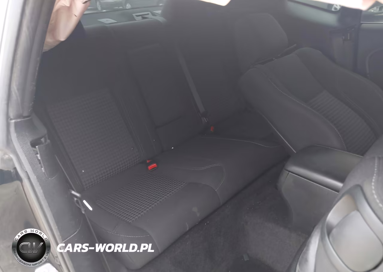 2018 Dodge Challenger Sxt VIN:2C3CDZAG2JH110292 - 8