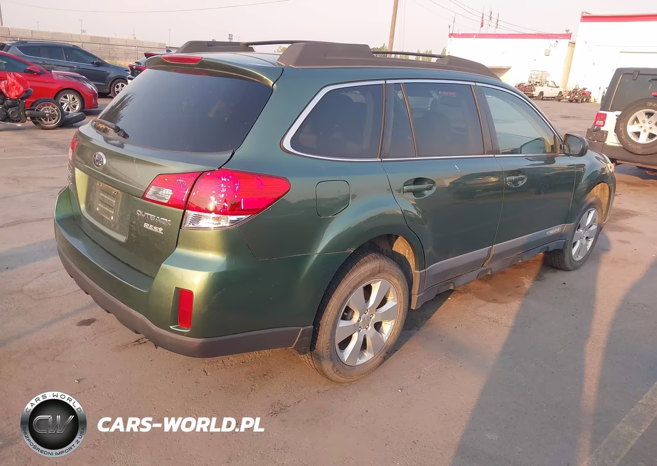 2012 Subaru Outback 2.5I Premium VIN:4S4BRBCC7C3219505 - 4