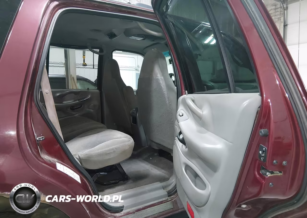 1999 Ford Expedition VIN:1FMPU18L6XLC27558 - 5