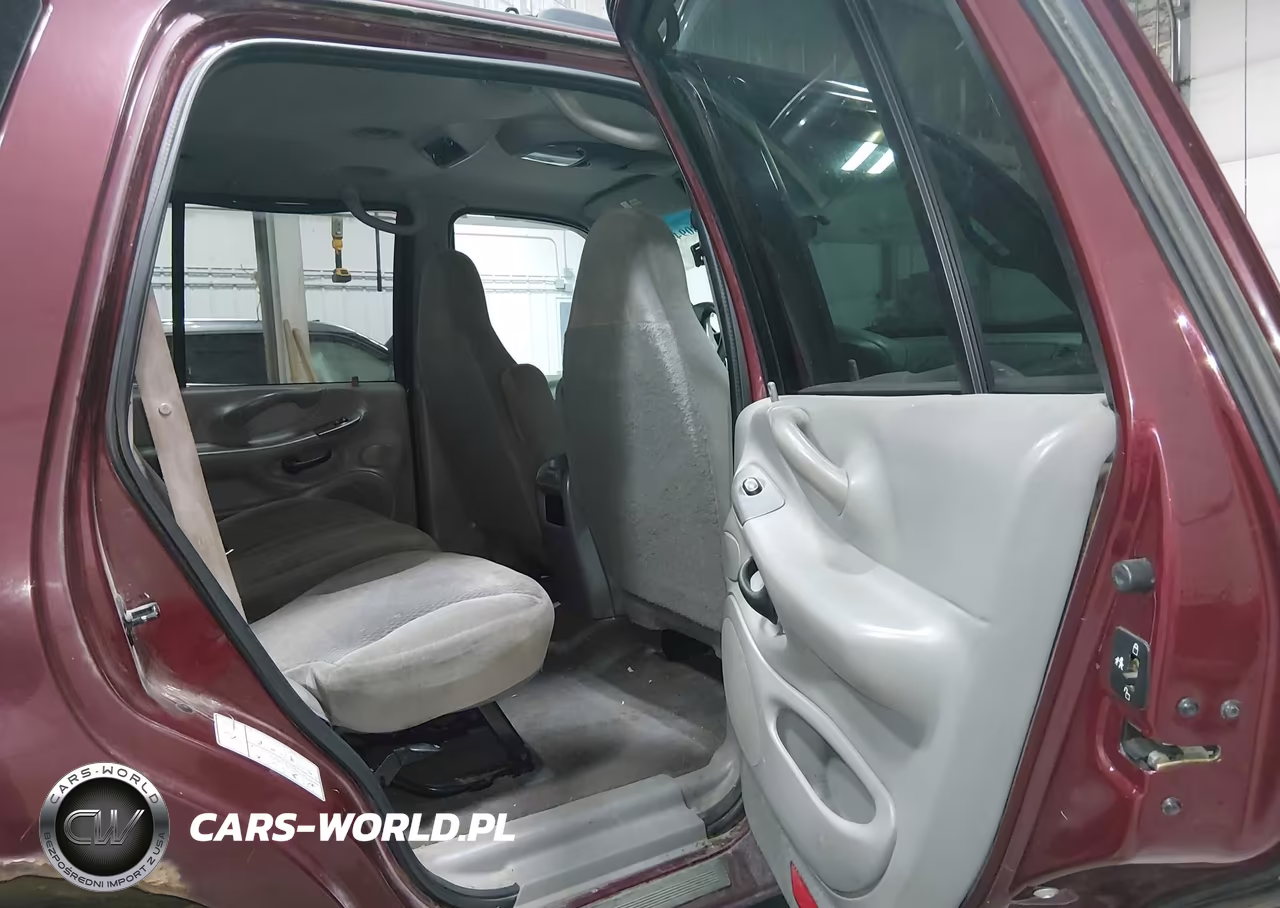 1999 Ford Expedition VIN:1FMPU18L6XLC27558 - 8