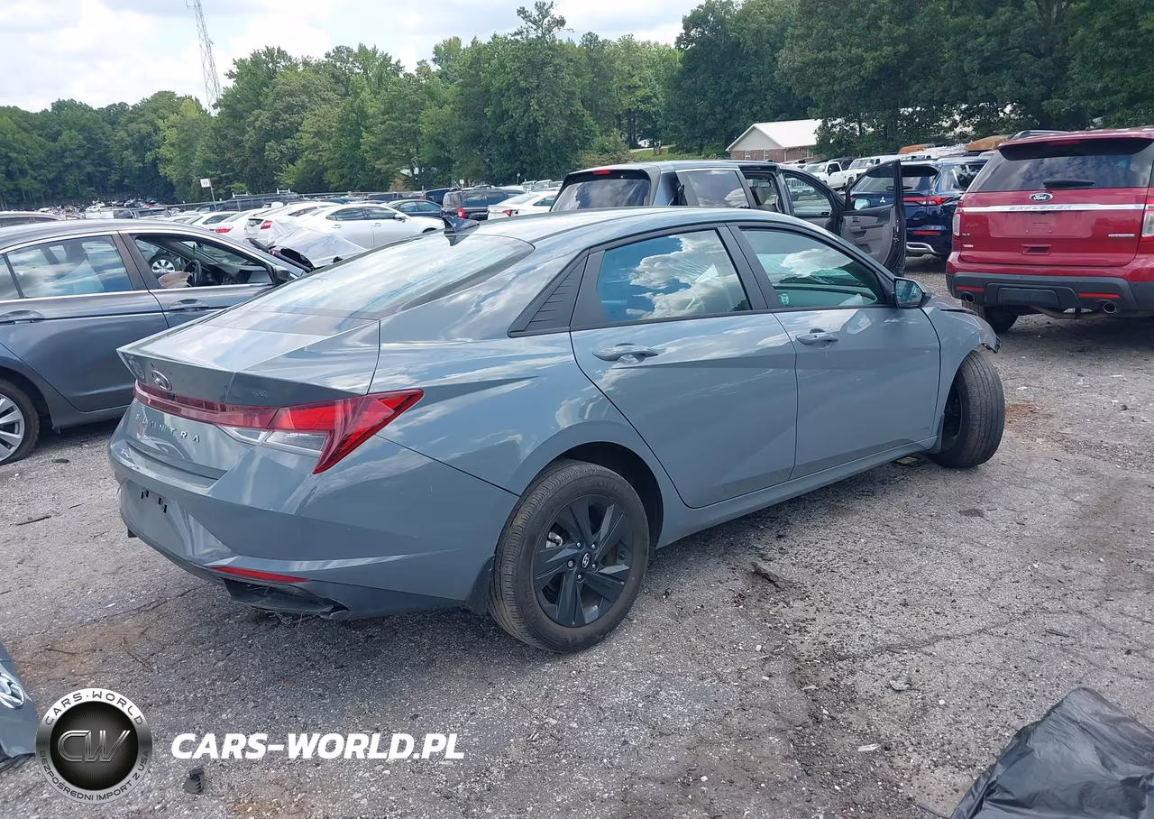 2022 Hyundai Elantra Sel VIN:KMHLM4AG1NU364430 - 4