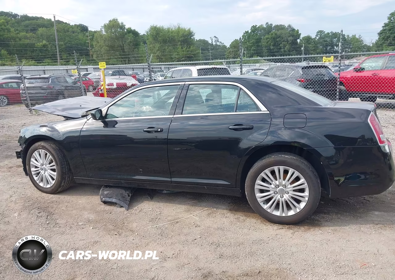 2014 Chrysler 300 VIN:2C3CCARG0EH328066 - 15