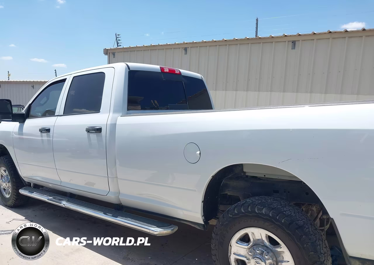 2023 Ram 2500 Tradesman 4X4 8' Box VIN:3C6UR5HJ9PG610381 - 14