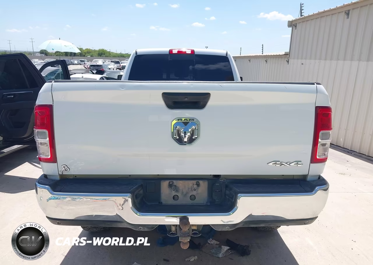 2023 Ram 2500 Tradesman 4X4 8' Box VIN:3C6UR5HJ9PG610381 - 16