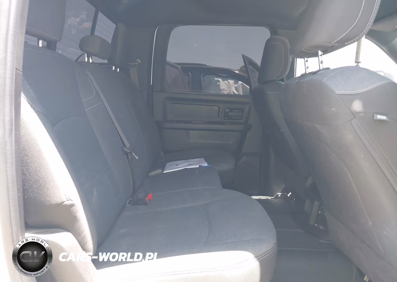 2023 Ram 2500 Tradesman 4X4 8' Box VIN:3C6UR5HJ9PG610381 - 8