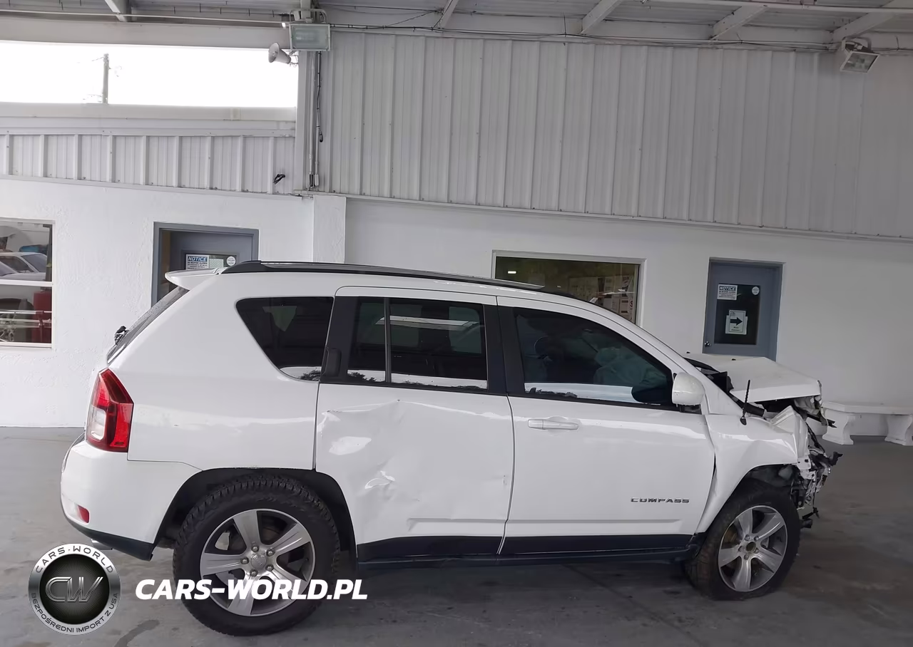 2016 Jeep Compass High Altitude Edition VIN:1C4NJCEA0GD803075 - 13