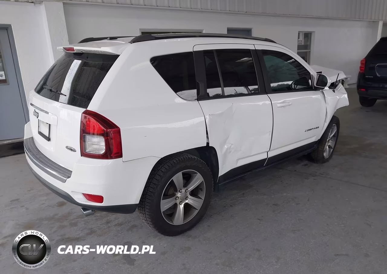 2016 Jeep Compass High Altitude Edition VIN:1C4NJCEA0GD803075 - 4