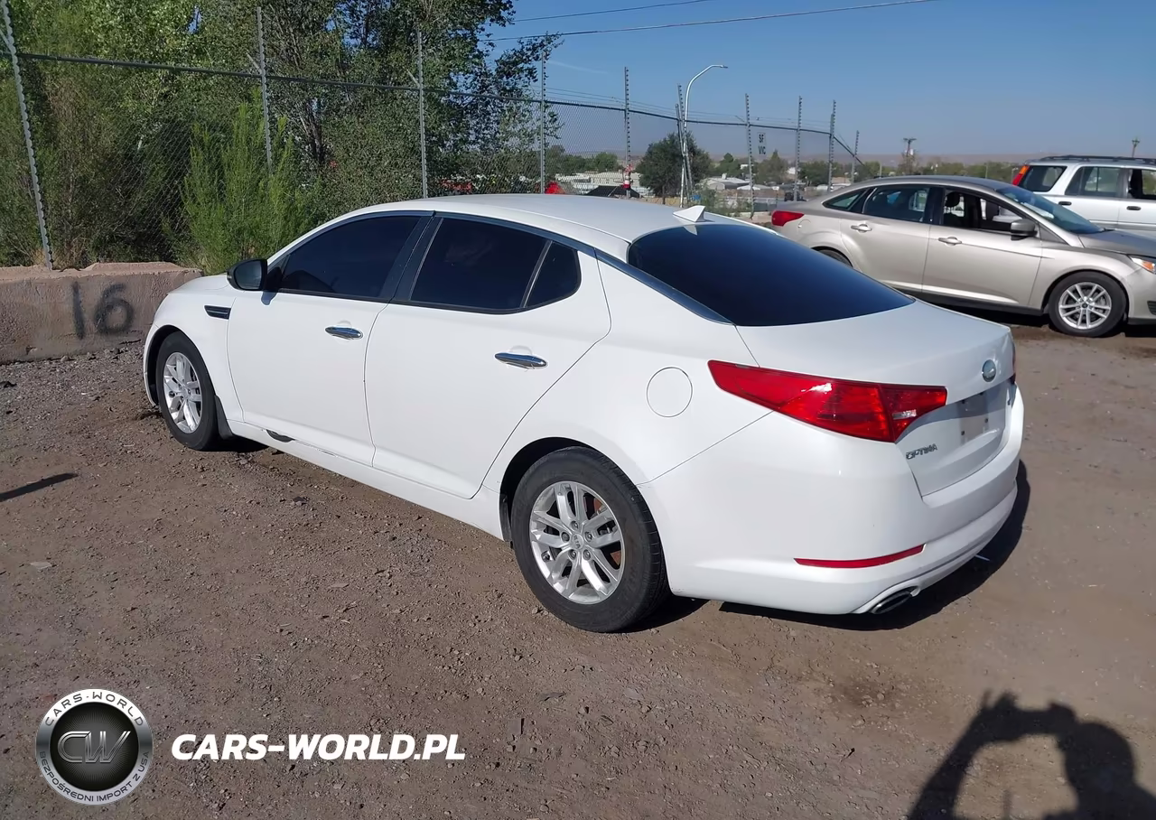 2013 Kia Optima Lx VIN:KNAGM4A7XD5379200 - 3