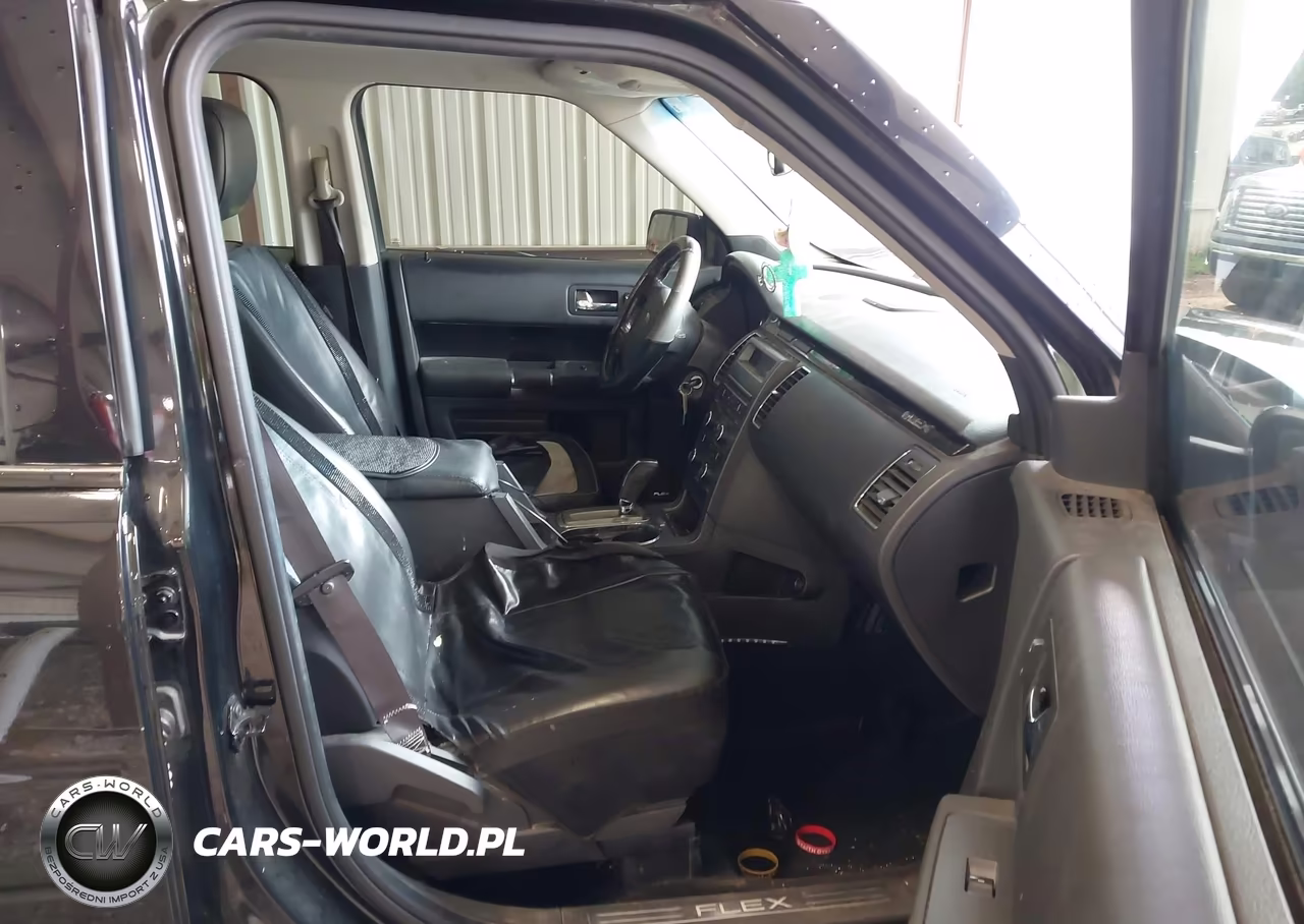 2012 Ford Flex Titanium VIN:2FMGK5DC3CBD12256 - 5