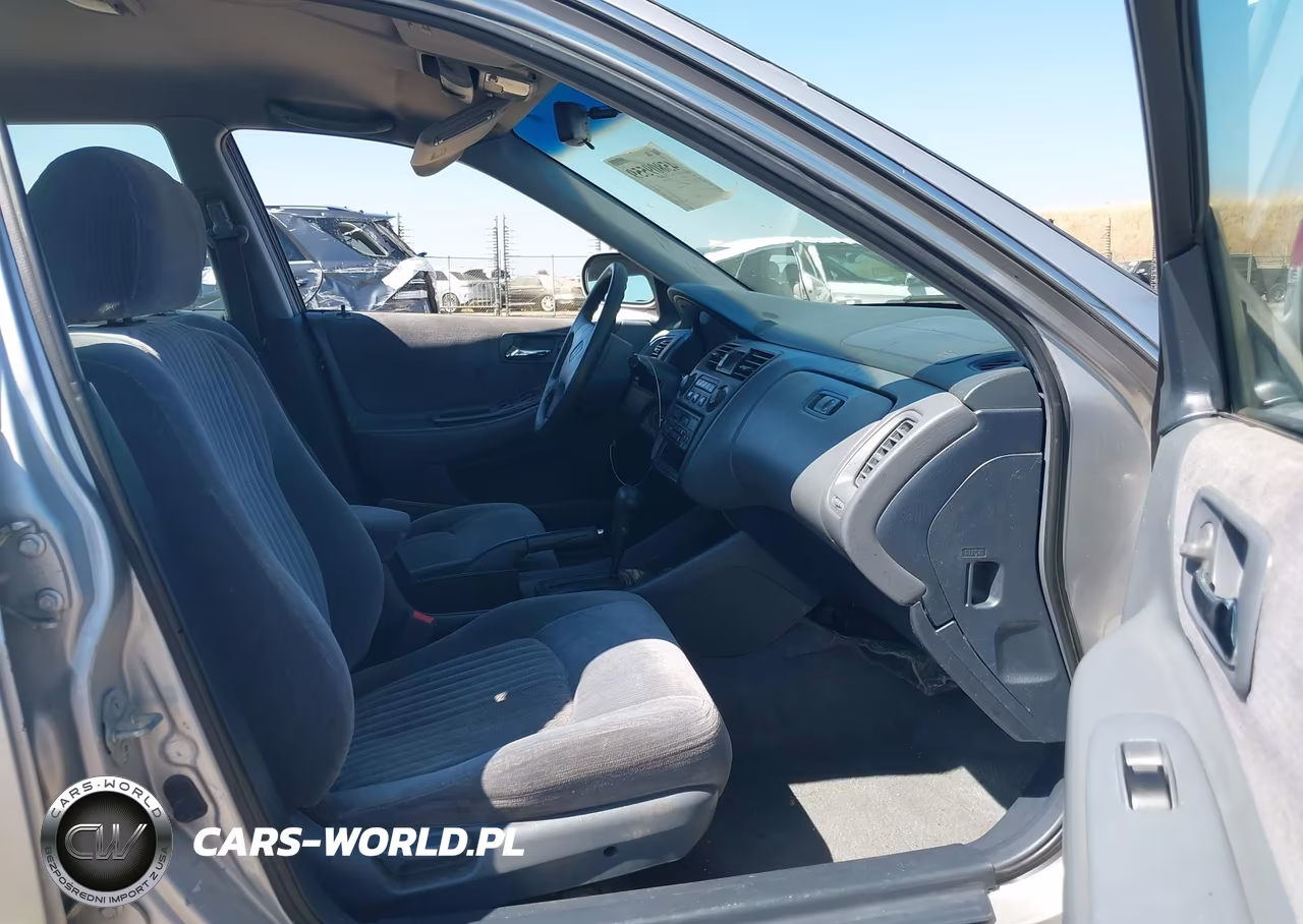2000 Honda Accord 2.3 Lx VIN:JHMCG6654YC001157 - 5