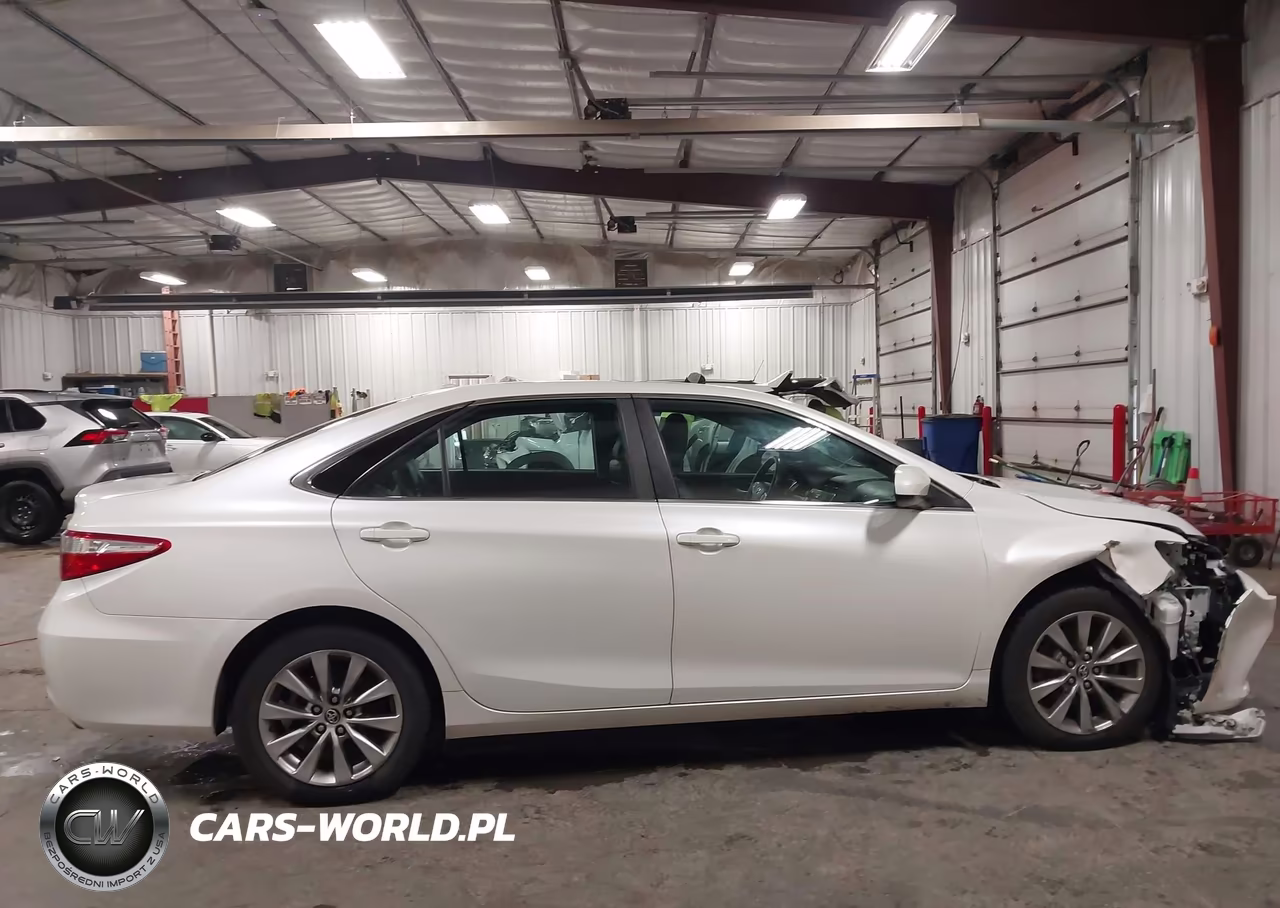 2015 Toyota Camry Xle VIN:4T1BF1FK8FU985506 - 13