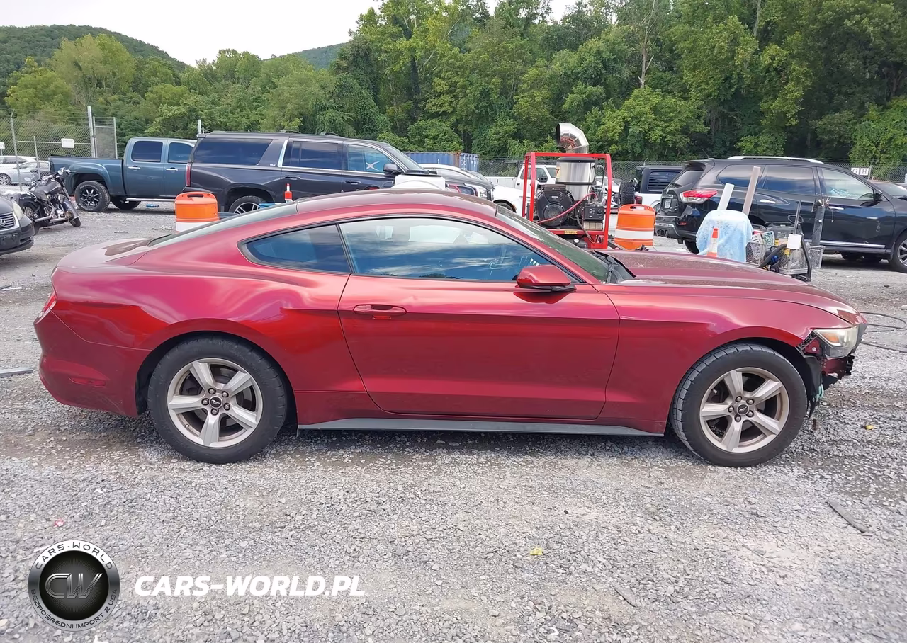 2016 Ford Mustang V6 VIN:1FA6P8AM2G5201505 - 13