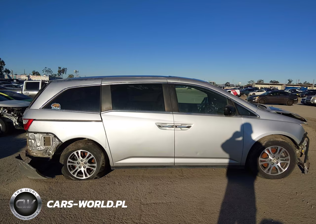 2011 Honda Odyssey Ex-L VIN:5FNRL5H66BB003459 - 12