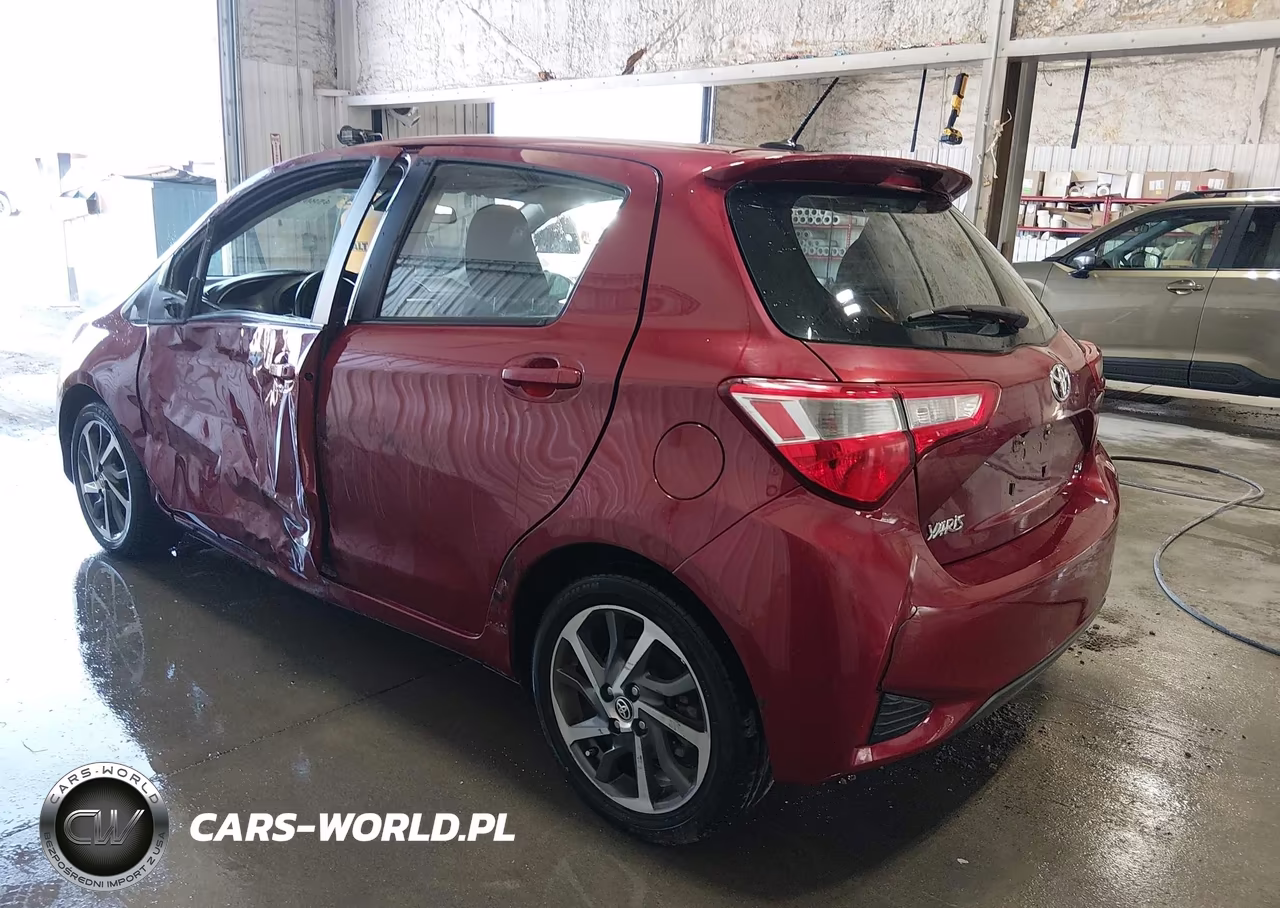 2018 Toyota Yaris Se VIN:VNKKTUD31JA094923 - 3