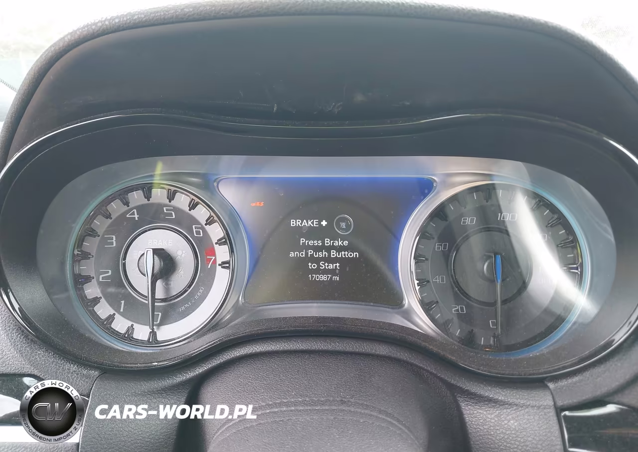 2019 Chrysler 300 300S VIN:2C3CCABG7KH590883 - 7
