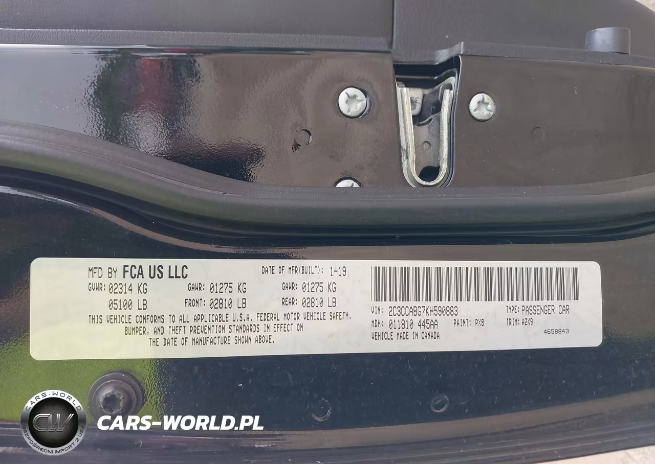 2019 Chrysler 300 300S VIN:2C3CCABG7KH590883 - 9